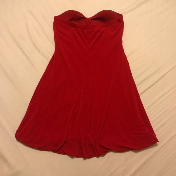 ⚠️mustbundle⚠️Red strapless dress💃🏻 - Picture 3 of 4